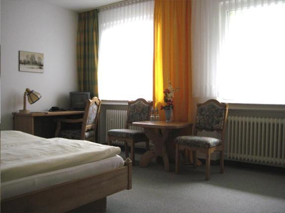 Hotel Schweizer Haus Bielefeld Zimmer foto