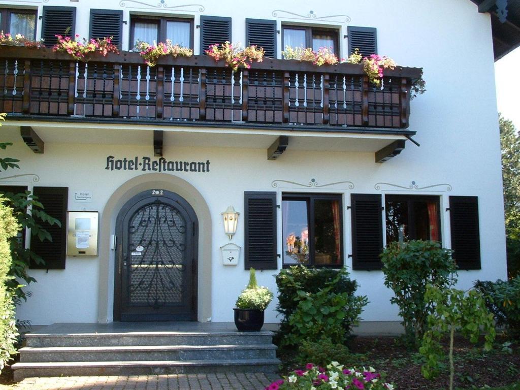 Hotel Schweizer Haus Bielefeld Exterior foto